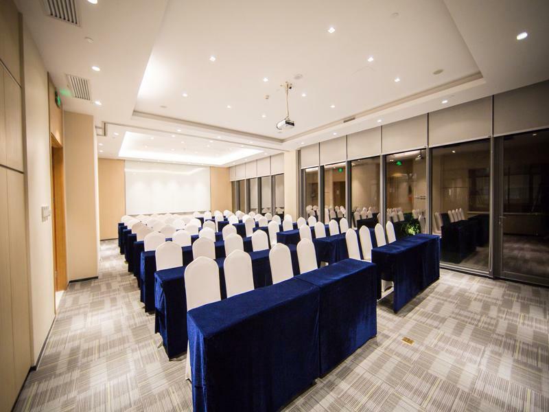 Holiday Inn Express Shanghai Pujiang By Ihg Exterior foto
